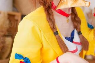 sally dorasnow多啦雪、黑色与福利，究竟是哪种诱惑更添一抹色彩？